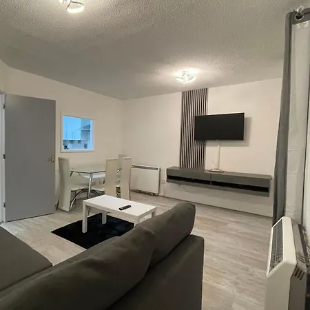 Cardiff Bay Apartment With Parking Exterior photo