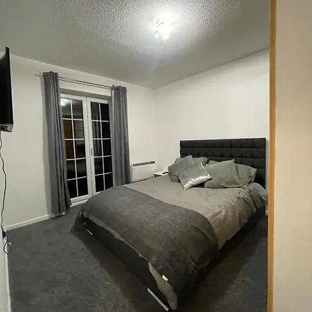 Cardiff Bay Apartment With Parking Exterior photo